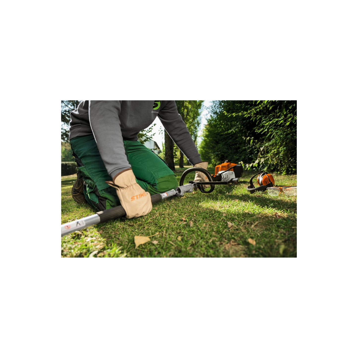 STIHL Benzin-Kombimotor KM 94 RC-E – Vielseitiges Antriebsgerät für Profi-Anbaugeräte